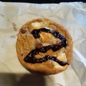 Meet your Posher, Leo